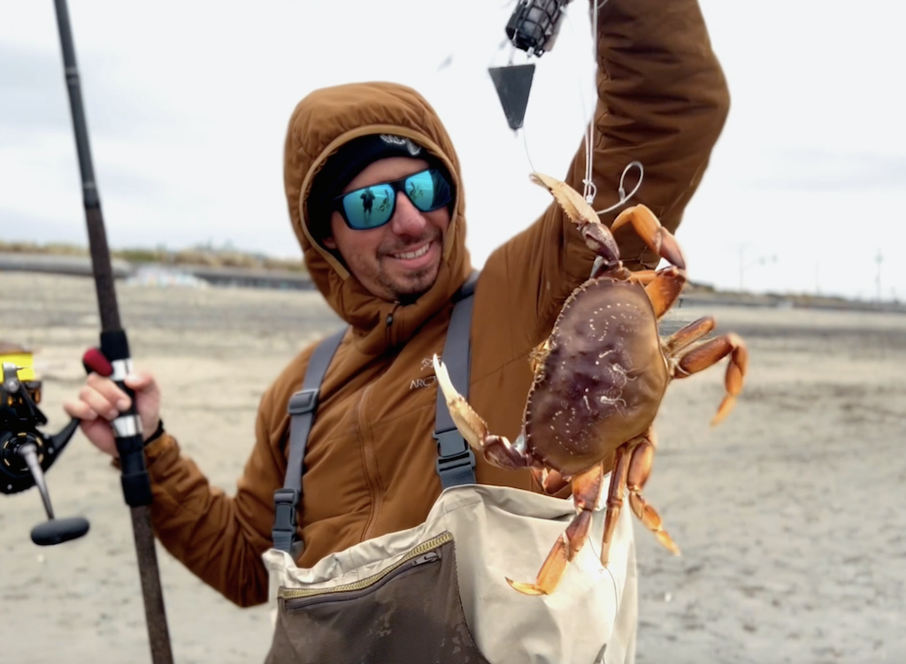 Winter time Dungeness Crab Snaring